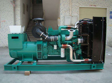 青海1100kw康明斯柴油发电机组